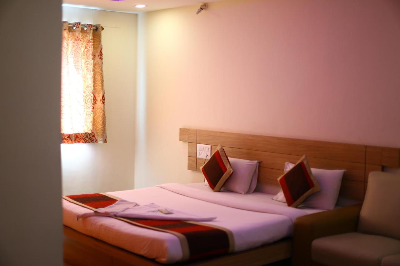 Hotel Fortune City Kammasandra Екстер'єр фото