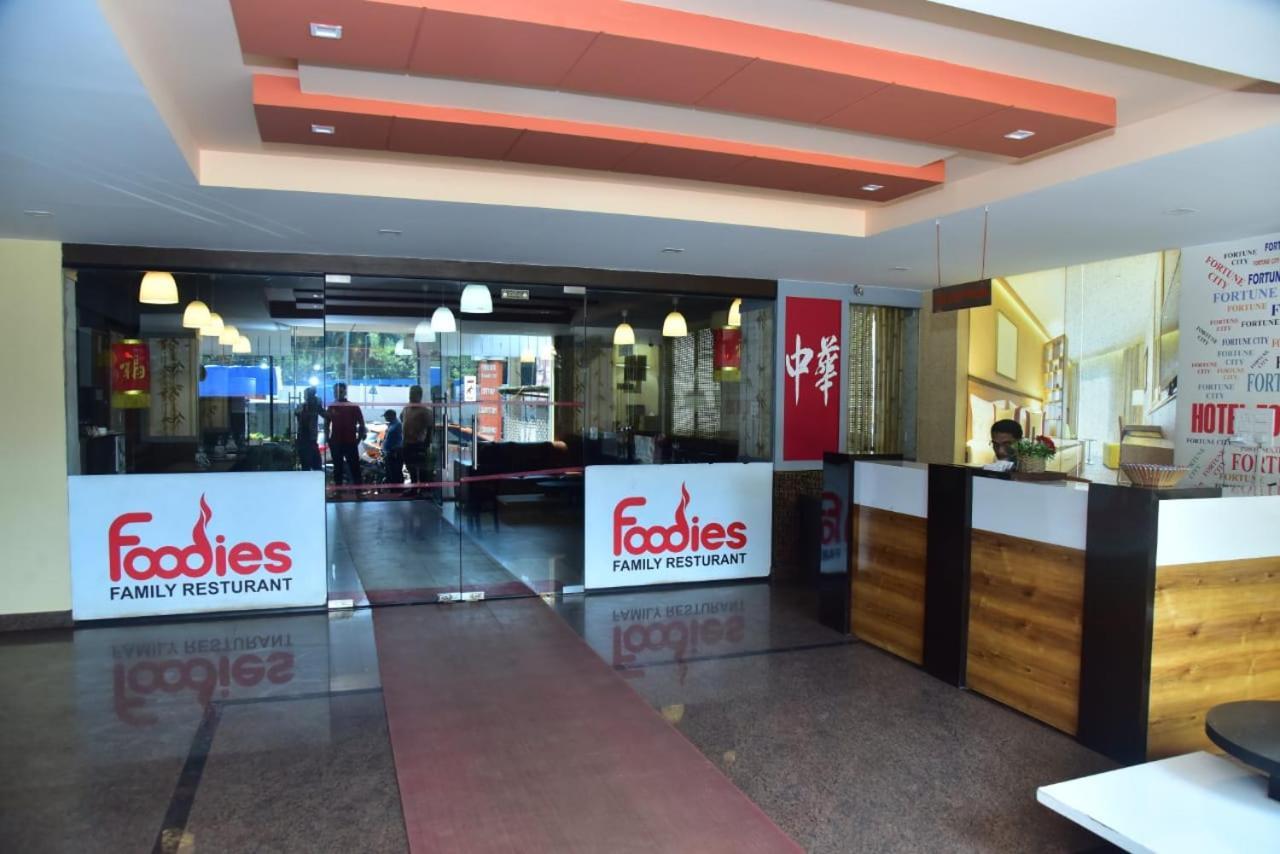 Hotel Fortune City Kammasandra Екстер'єр фото